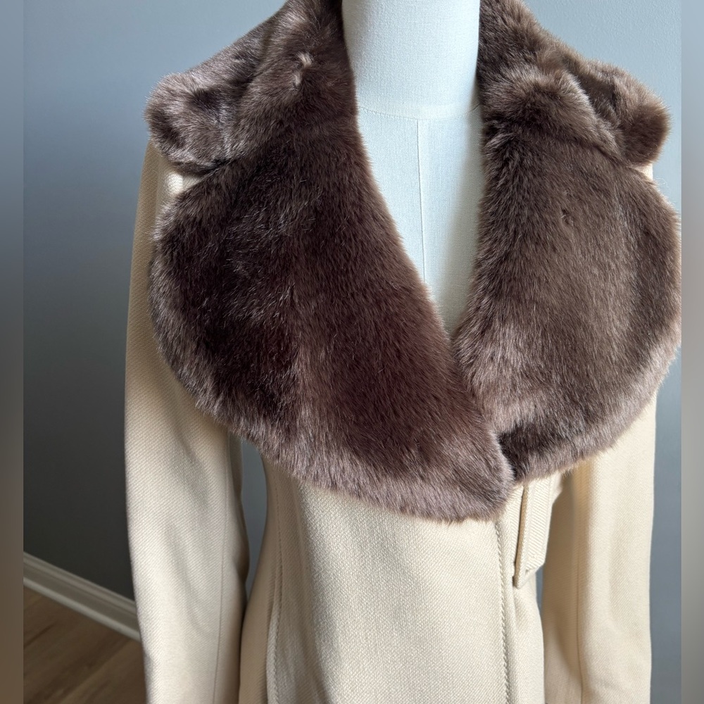 Kate Spade Briella 100% Wool Belted Coat With Faux Fur Trim - Picture 2 of 11